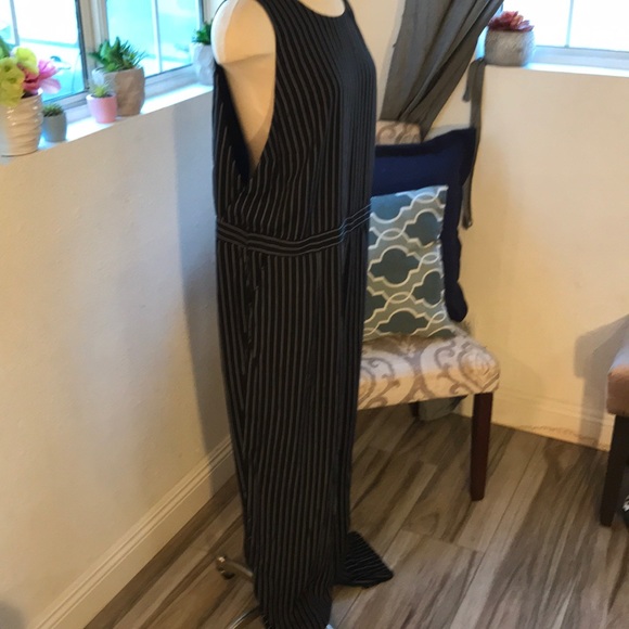 Jumpsuit - Picture 2 of 5